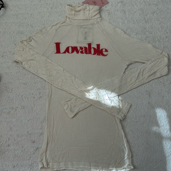 NWT  Daydream Nation Loveable Long Sleeve Tee in Used White. Size M - Picture 2 of 4